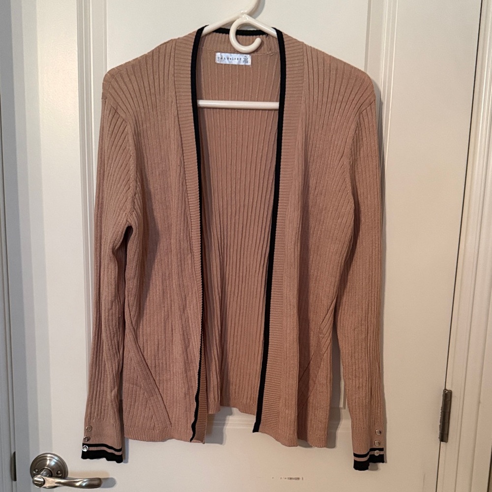 Elegant Beige Ribbed Cardigan with Dark Trim